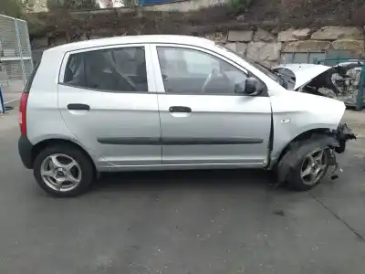 Veicolo di demolizione kia picanto 1.0 lx dell'anno 2004 alimentato g4he