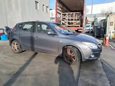 Scrapping Vehicle hyundai i30 premium of the year 2010 powered d4ea