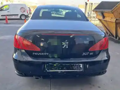 Veículo de Sucata PEUGEOT 307 CC (S1) 1.6 do ano 2005 alimentado NFUTU5JP4