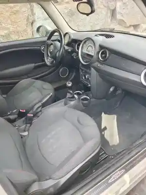 Veicolo di demolizione bmw mini (r56) cooper s dell'anno 2012 alimentato n18b16a