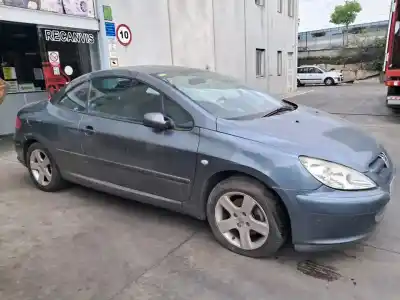 Veículo de Sucata peugeot 307 cc (s1) 2.0 do ano 2004 alimentado rfn
