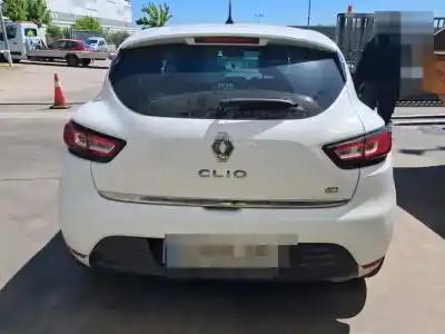 Veículo de Sucata renault clio iv zen do ano 2017 alimentado k9k e6