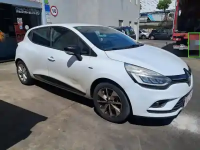 Veículo de Sucata renault clio iv zen do ano 2017 alimentado k9k e6