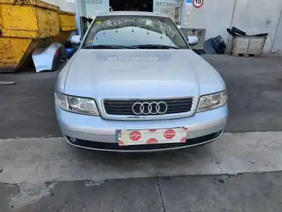 Vehicul casat audi a4 berlina (b5) 2.4 al anului 1999 alimentat aga