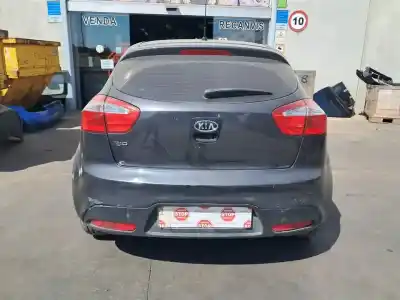 Veículo de Sucata KIA RIO Concept do ano 2012 alimentado G4LA