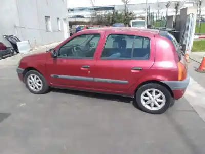 Здавання транспортного засобу renault clio ii fase i (b/cbo) 1.4 16v tech-run 98 cv / 72 kw року 2000 потужний k4j a7