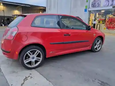 Veicolo di demolizione fiat stilo (192) 1.9 120 dynamic multijet dell'anno 2006 alimentato 192a8000