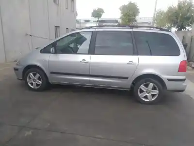 Veículo de Sucata seat alhambra (7v9) signo do ano 2001 alimentado asz