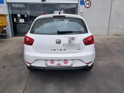 Veículo de Sucata seat ibiza (6j5) reference do ano 2014 alimentado cay