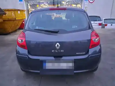 Scrapping Vehicle renault clio iii luxe privilege of the year 2006 powered k4mc801