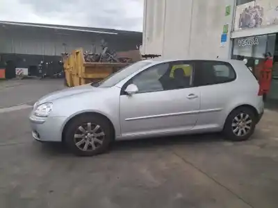 Verschrottungsfahrzeug volkswagen golf v berlina (1k1) highline des jahres 2007 angetrieben bkd