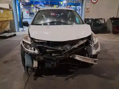 Veículo de Sucata renault clio iii style do ano 2009 alimentado k9km7