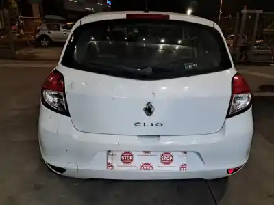 Veículo de Sucata renault clio iii style do ano 2009 alimentado k9km7