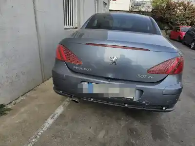 Veículo de Sucata PEUGEOT 307 CC (S1) 1.6 do ano 2005 alimentado NFUTU5JP4