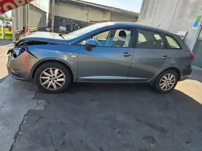 Veículo de Sucata SEAT IBIZA ST (6J8) Style do ano 2012 alimentado CAY