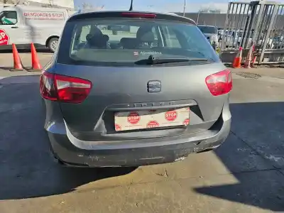 Veicolo di demolizione seat ibiza st (6j8) style dell'anno 2012 alimentato cay