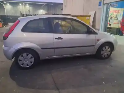 Veículo de Sucata ford fiesta (cbk) ambiente do ano 2003 alimentado fxjb