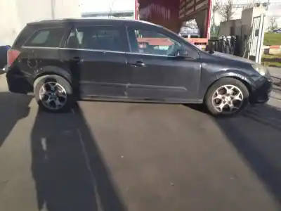 Veículo de Sucata opel astra h caravan cosmo do ano 2006 alimentado z19dt