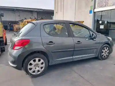 Véhicule à la ferraille peugeot                                            207                                                                                                                                                                                                                                                        kft/kf01                                                                                                                                                                                                                                                   de l'année 2010 alimenté kft