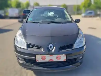 Veículo de Sucata renault clio iii imusic confort dynamique do ano 2007 alimentado k4j g7