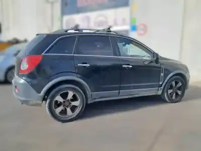 Véhicule à la ferraille opel antara cosmo 4x4 de l'année 2007 alimenté z20s