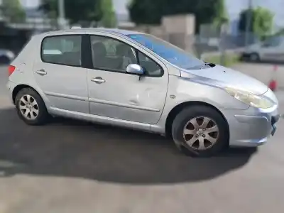 Vehicul casat peugeot 307 berlina (s2) xs + al anului 2005 alimentat nfu
