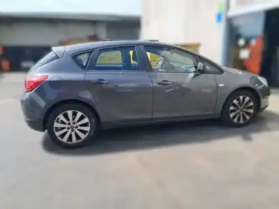 Здавання транспортного засобу opel astra j berlina 5p a16xer року 2011 потужний a16xer