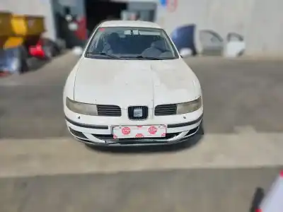 Sloopvoertuig SEAT TOLEDO II (1M2) 1.9 TDI van het jaar 2001 aangedreven ASV
