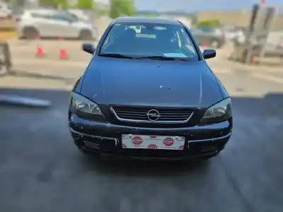 Veicolo di demolizione OPEL ASTRA G BERLINA  dell'anno 2004 alimentato Y 22 DTR