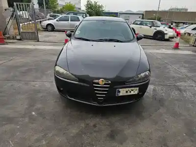 Vehículo de desguace RENAULT CLIO II FASE II (B/CB0)  del año 2005 con motor K9K B7