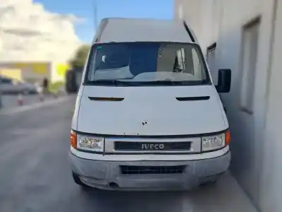 Verschrottungsfahrzeug IVECO DAILY FURGÓN  des Jahres 2000 angetrieben 8140.43C