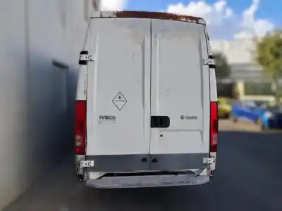 Véhicule à la ferraille iveco daily furgón 8140.43c de l'année 2000 alimenté 8140.43c