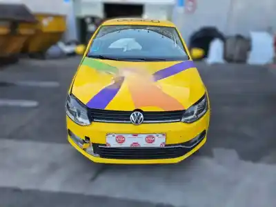 Verschrottungsfahrzeug VOLKSWAGEN POLO V (6R1, 6C1)  des Jahres 2016 angetrieben CUSB