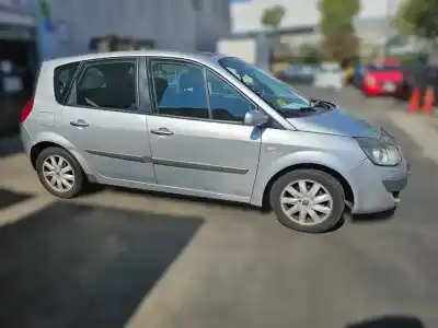 Scrapping Vehicle renault scenic ii grand emotion of the year 2007 powered k9k g7