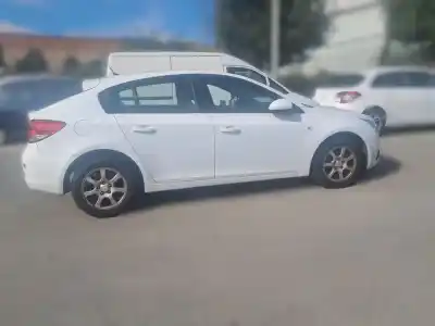 Здавання транспортного засобу chevrolet cruze hatchback lt року 2012 потужний z20d1