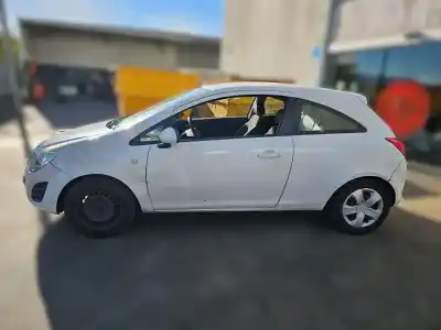 Veicolo di demolizione opel corsa d expression dell'anno 2012 alimentato a13dtc