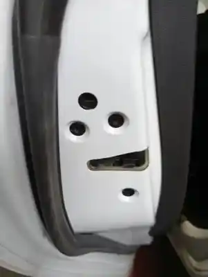 Sloopvoertuig ford fiesta (ccn) black edition van het jaar 2016 aangedreven snjd