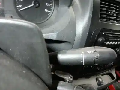 Veículo de Sucata citroen jumpy hdi 90 27 l1h1 furg. do ano 2014 alimentado 9h07