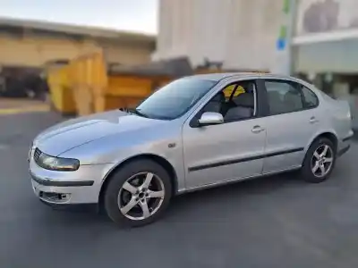 Veículo de Sucata seat toledo (1m2) select do ano 2002 alimentado asv