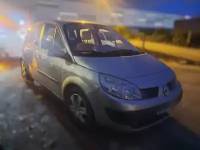 Sloopvoertuig renault scenic ii exception van het jaar 2006 aangedreven f9qe8