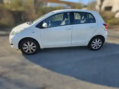 Veículo de Sucata toyota yaris active do ano 2009 alimentado 1krfe