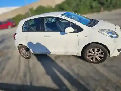 Veículo de Sucata toyota yaris active do ano 2009 alimentado 1krfe