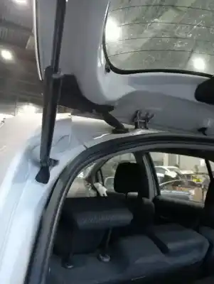 Veículo de Sucata toyota yaris active do ano 2009 alimentado 1krfe