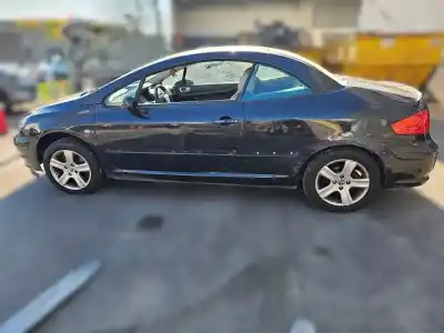 Veículo de Sucata peugeot 307 cc (s1) 2.0 do ano 2004 alimentado rfn