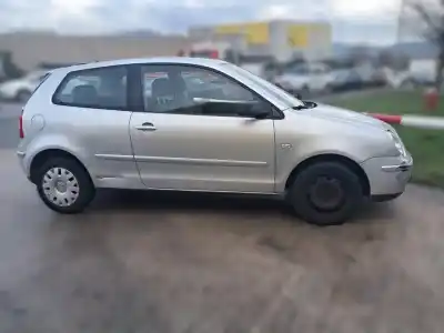 Veículo de Sucata VOLKSWAGEN POLO (9N1)  do ano 2005 alimentado 