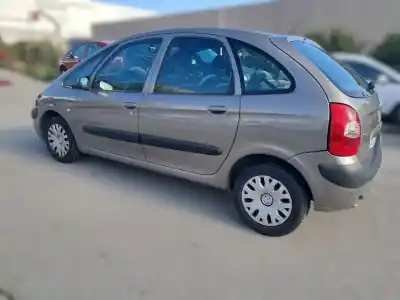 Veículo de Sucata citroen xsara picasso 1.6 hdi sx do ano 2008 alimentado 9hz