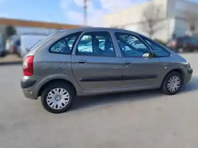 Veículo de Sucata citroen xsara picasso 1.6 hdi sx do ano 2008 alimentado 9hz