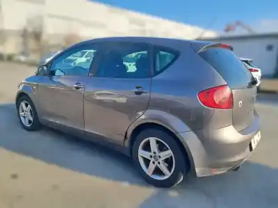 Véhicule à la ferraille seat altea (5p1) 1.2 i-tech de l'année 2015 alimenté cbzb