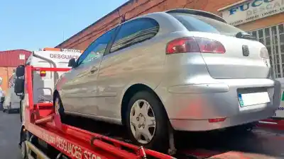 Véhicule à la ferraille SEAT IBIZA (6L1)  de l'année 2002 alimenté BBY