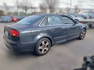 Véhicule à la ferraille audi a4 berlina (8e) 2.0 tdi 16v (103kw) de l'année 2006 alimenté bre